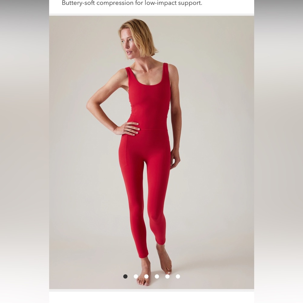 Athleta 7/8 Salutation Jumpsuit NWT 🍒🍒